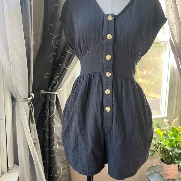 Romper - Picture 4 of 13